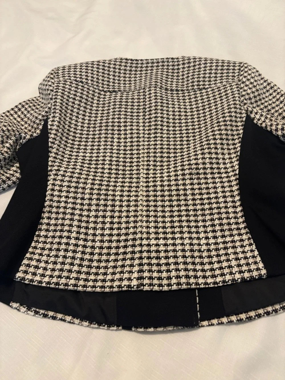 DKNY Black & White Houndstooth Tweed Moto Jacket SZ 16 gold-tone zippers NWT - Picture 11 of 11